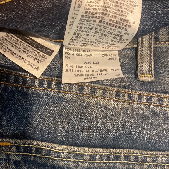 Mens Levi’s 541 Jeans Distressed Straight 40 40x32 - Picture 6 of 7